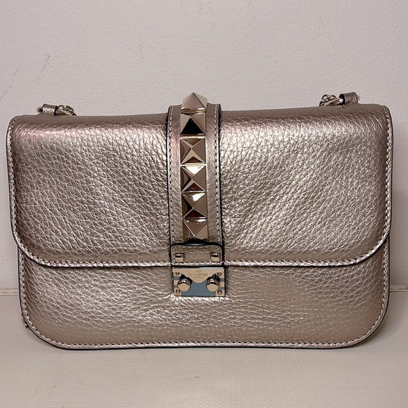 NEW Valentino Garavani Gold Rockstud Glam Lock Crossbody Flap Bag - Picture 5 of 15
